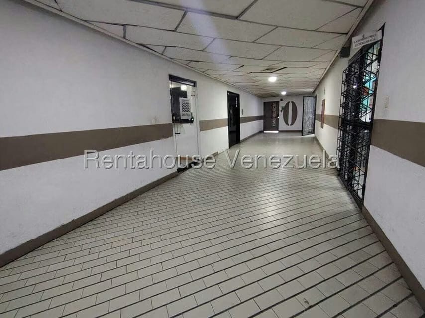 Comercial (Oficina) en Alquiler en La California Norte, Distrito Metropolitano - 4