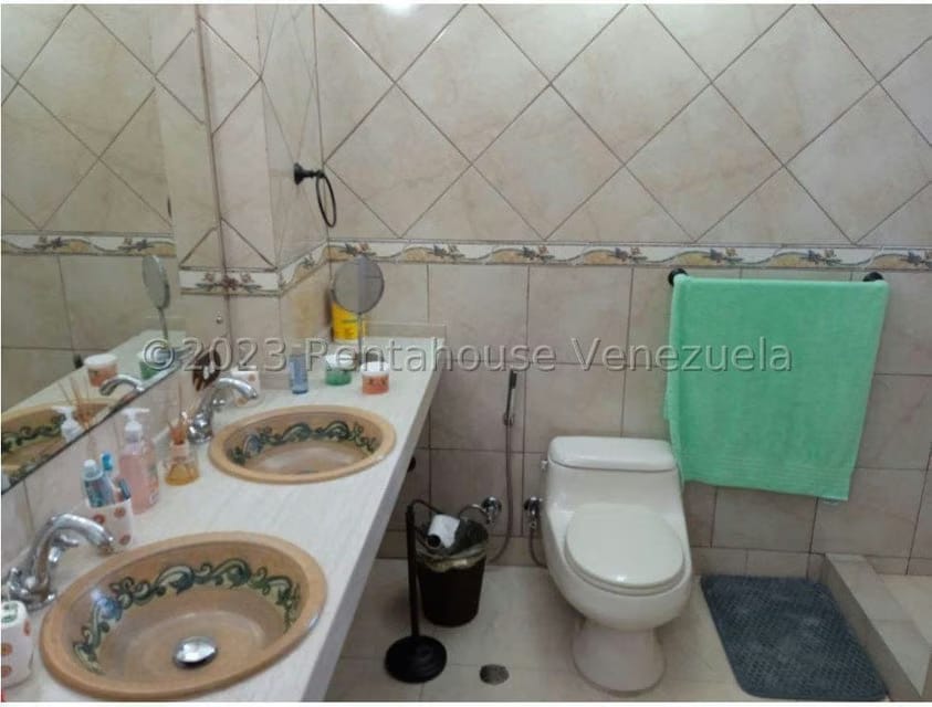 Casa (Multipes Niveles) en Venta en La Peña, Miranda - 16