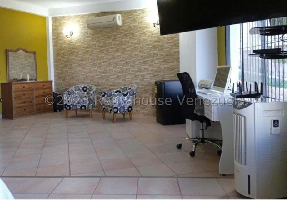 Casa (Multipes Niveles) en Venta en La Peña, Miranda - 18
