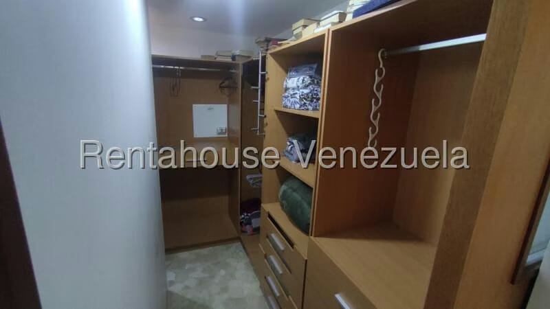 Apartamento (1 Nivel) en Alquiler en Escampadero, Distrito Metropolitano - 30
