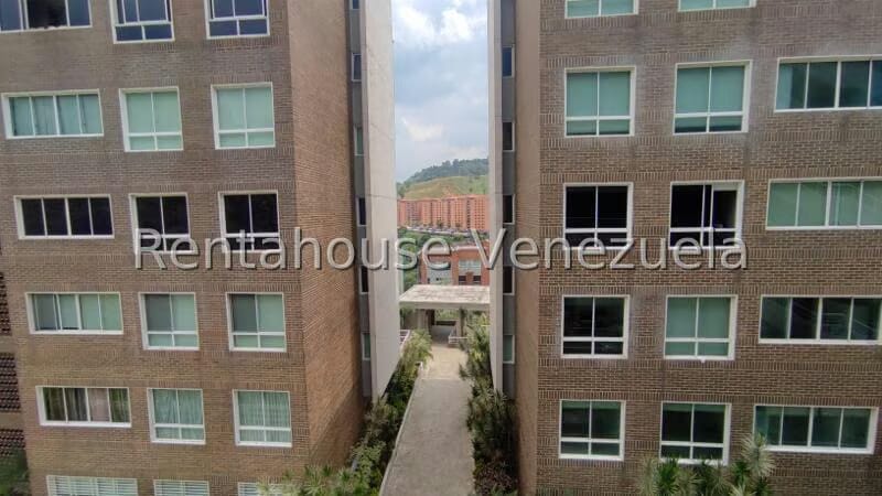 Apartamento (1 Nivel) en Alquiler en Escampadero, Distrito Metropolitano - 4