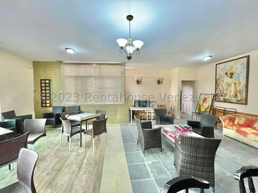 Casa (Multipes Niveles) en Venta en La Trinidad, Distrito Metropolitano - 28