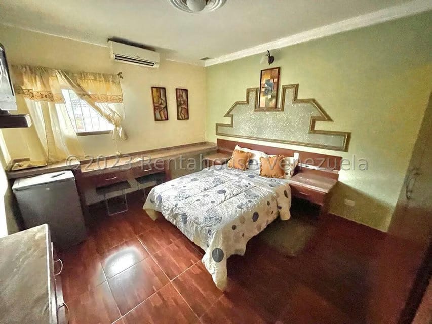 Casa (Multipes Niveles) en Venta en La Trinidad, Distrito Metropolitano - 36