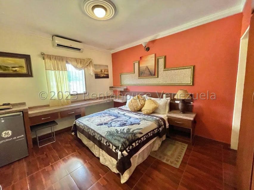 Casa (Multipes Niveles) en Venta en La Trinidad, Distrito Metropolitano - 40