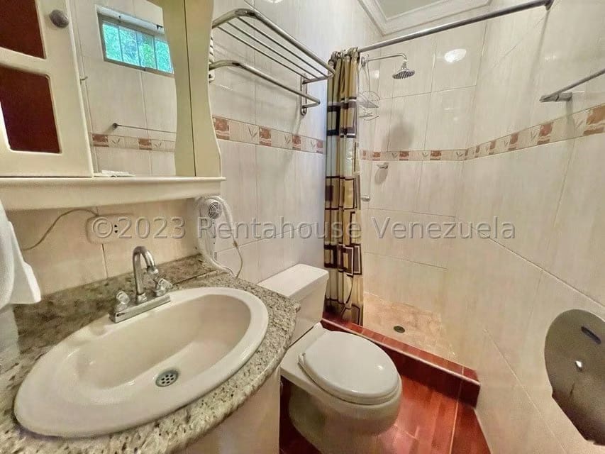 Casa (Multipes Niveles) en Venta en La Trinidad, Distrito Metropolitano - 45