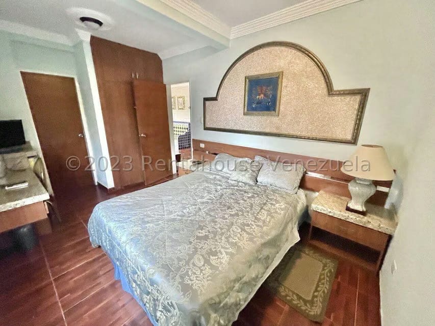 Casa (Multipes Niveles) en Venta en La Trinidad, Distrito Metropolitano - 56