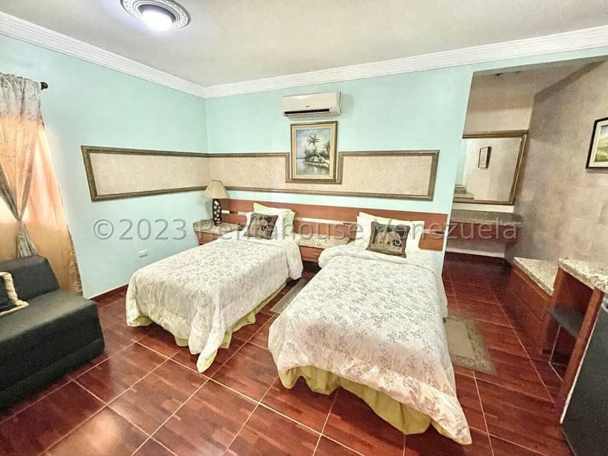 Casa (Multipes Niveles) en Venta en La Trinidad, Distrito Metropolitano - 59