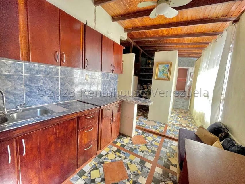 Casa (Multipes Niveles) en Venta en La Trinidad, Distrito Metropolitano - 66