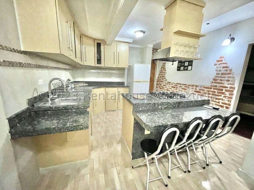 Casa (Multipes Niveles) en Venta en La Trinidad, Distrito Metropolitano - 8