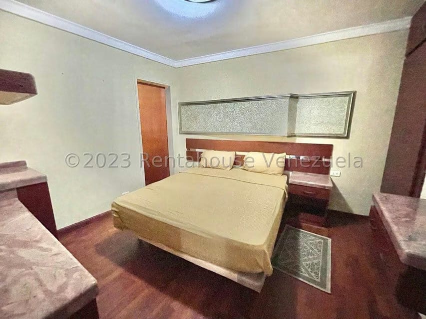 Casa (Multipes Niveles) en Venta en La Trinidad, Distrito Metropolitano - 10