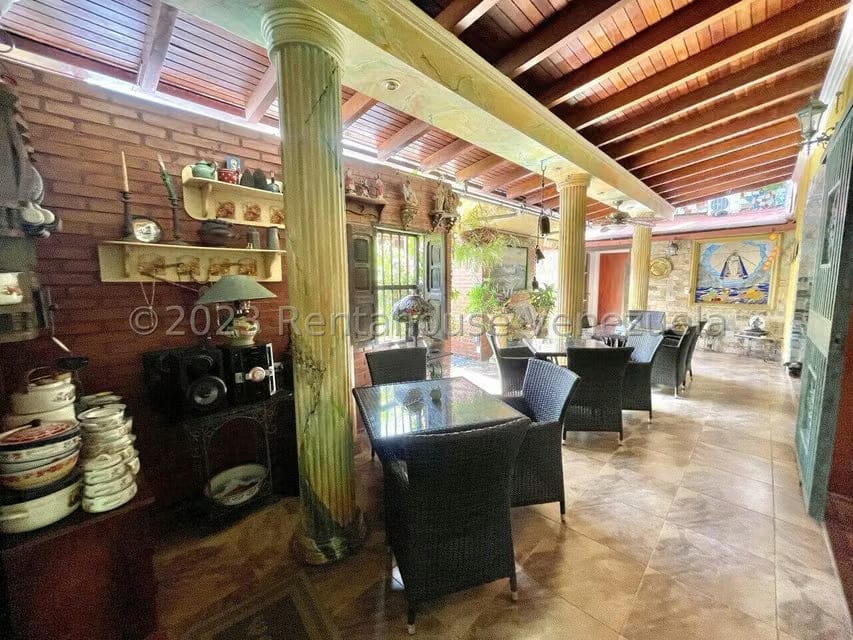 Casa (Multipes Niveles) en Venta en La Trinidad, Distrito Metropolitano - 93
