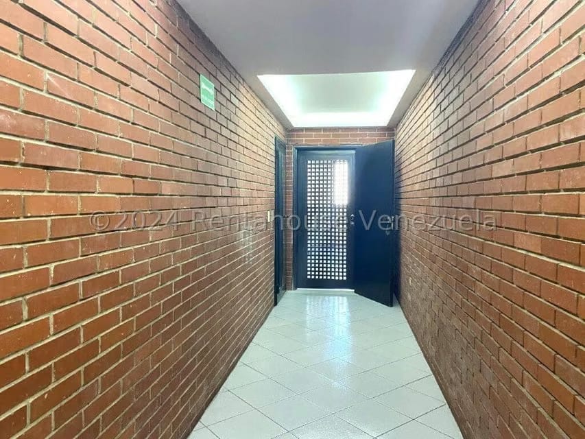 Comercial (Oficina) en Venta en Bello Monte, Distrito Metropolitano - 3