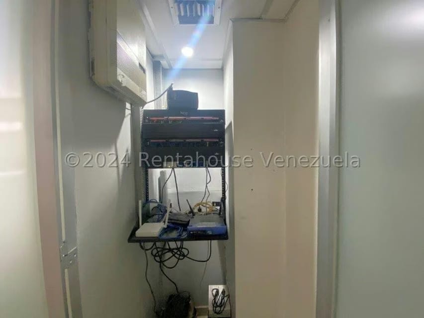 Comercial (Oficina) en Venta en Bello Monte, Distrito Metropolitano - 26