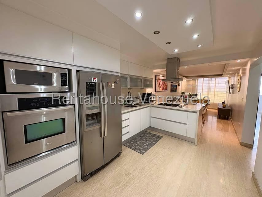 Apartamento (1 Nivel) en Alquiler en Colinas de La Tahona, Distrito Metropolitano - 7