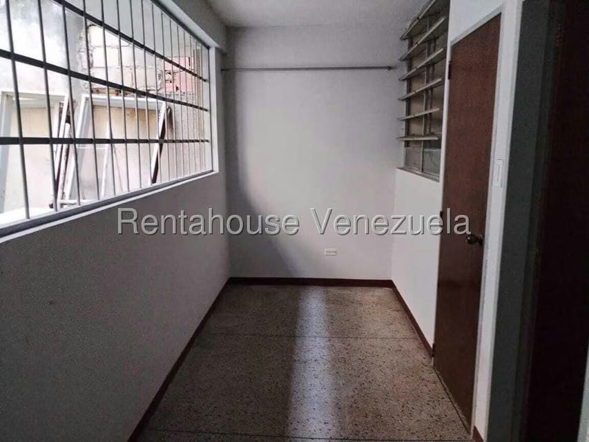 Comercial (Oficina) en Alquiler en Centro, Carabobo - 19