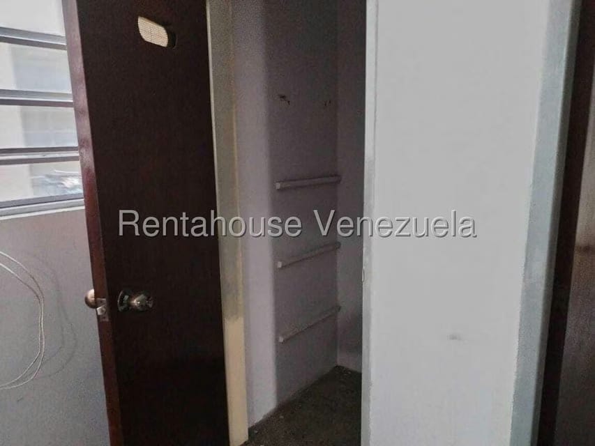 Comercial (Oficina) en Alquiler en Centro, Carabobo - 3