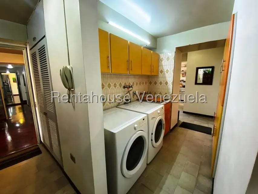 Apartamento (1 Nivel) en Venta en Colinas de Bello Monte, Distrito Metropolitano - 19