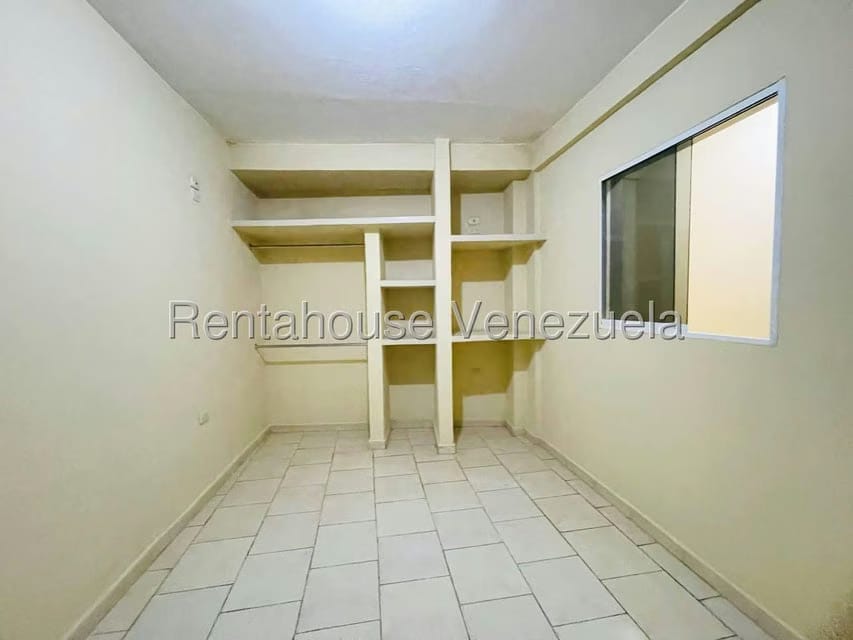 Apartamento (1 Nivel) en Alquiler en La Coromoto, Aragua - 12