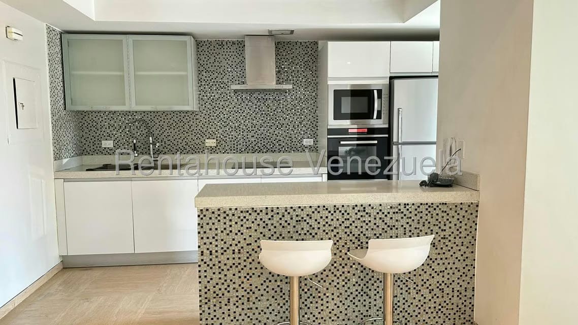 Apartamento (1 Nivel) en Alquiler en Campo Alegre, Distrito Metropolitano - 19