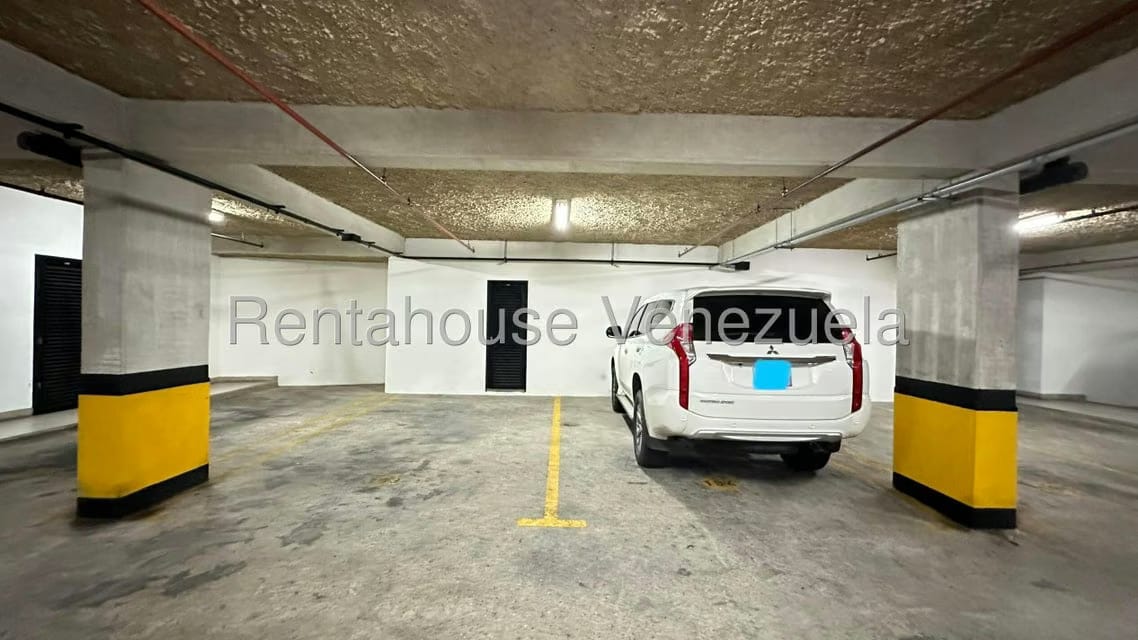 Apartamento (1 Nivel) en Alquiler en Campo Alegre, Distrito Metropolitano - 20