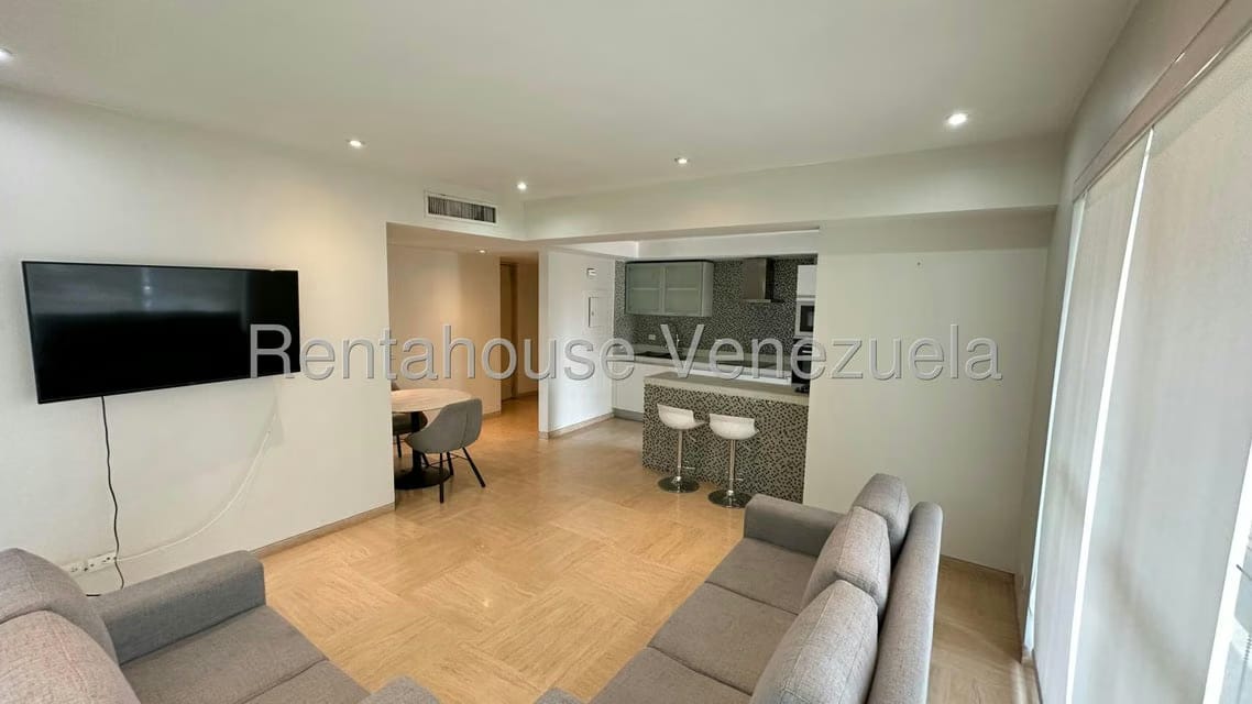 Apartamento (1 Nivel) en Alquiler en Campo Alegre, Distrito Metropolitano - 7
