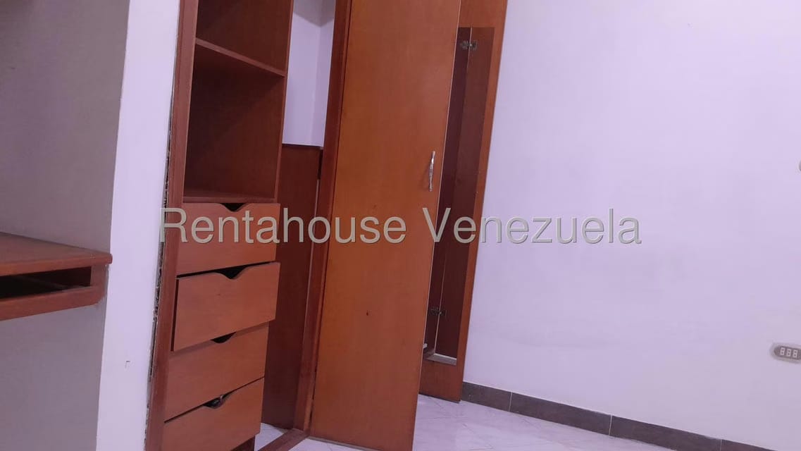 Comercial (Oficina) en Alquiler en Centro, Lara - 6