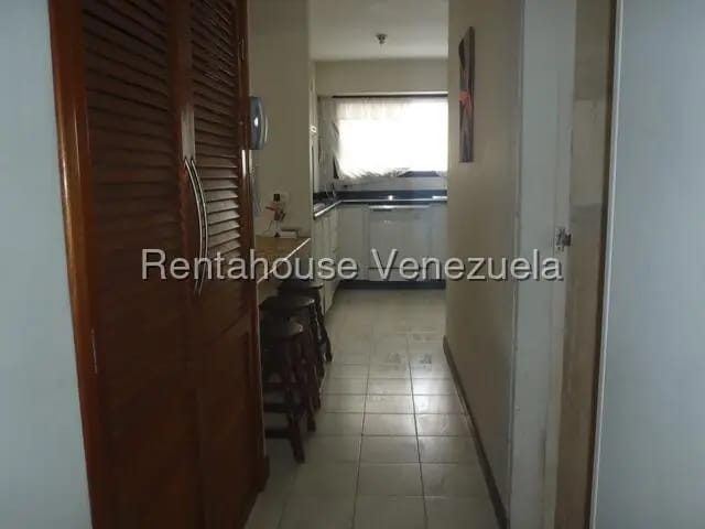 Apartamento (1 Nivel) en Venta en Lomas de Prados del Este, Distrito Metropolitano - 10