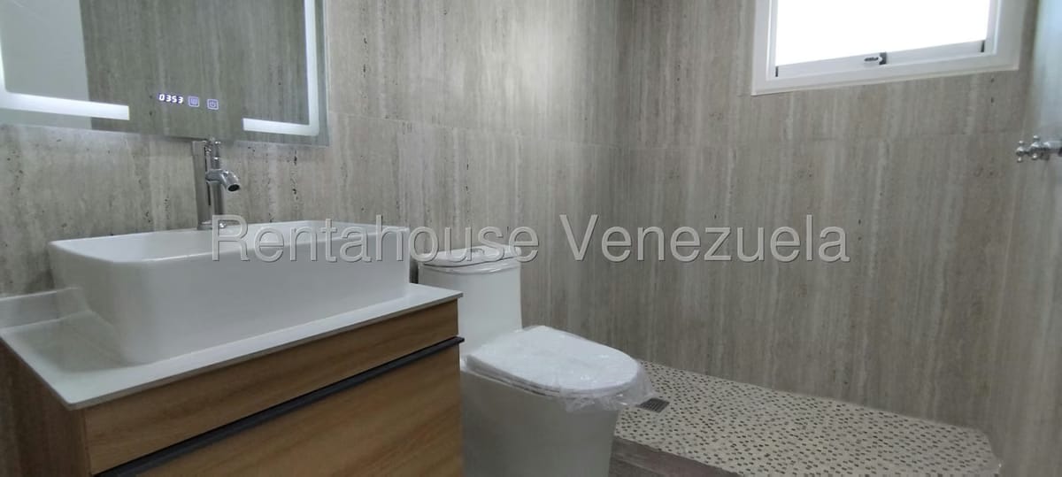 Apartamento (1 Nivel) en Venta en La Lagunita Country Club, Distrito Metropolitano - 25