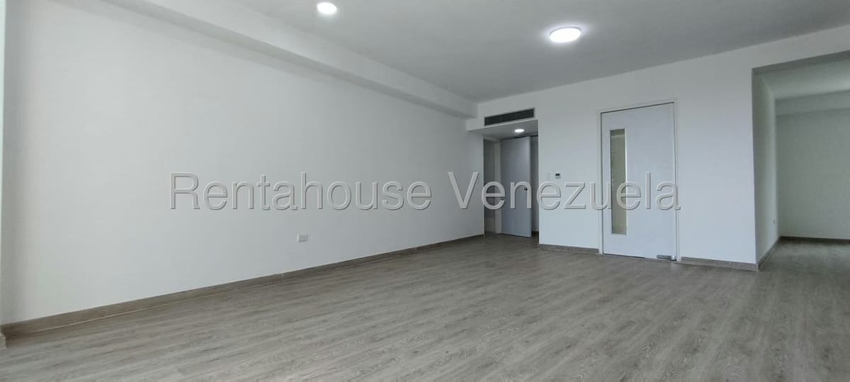 Apartamento (1 Nivel) en Venta en La Lagunita Country Club, Distrito Metropolitano - 4