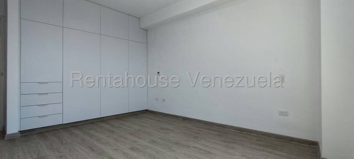 Apartamento (1 Nivel) en Venta en La Lagunita Country Club, Distrito Metropolitano - 32