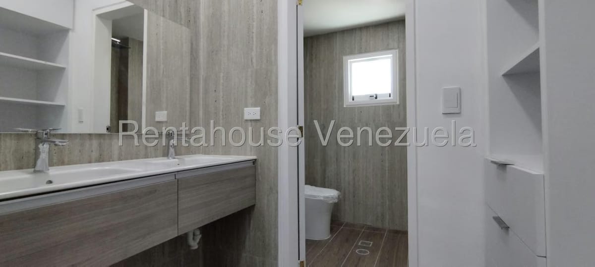Apartamento (1 Nivel) en Venta en La Lagunita Country Club, Distrito Metropolitano - 35