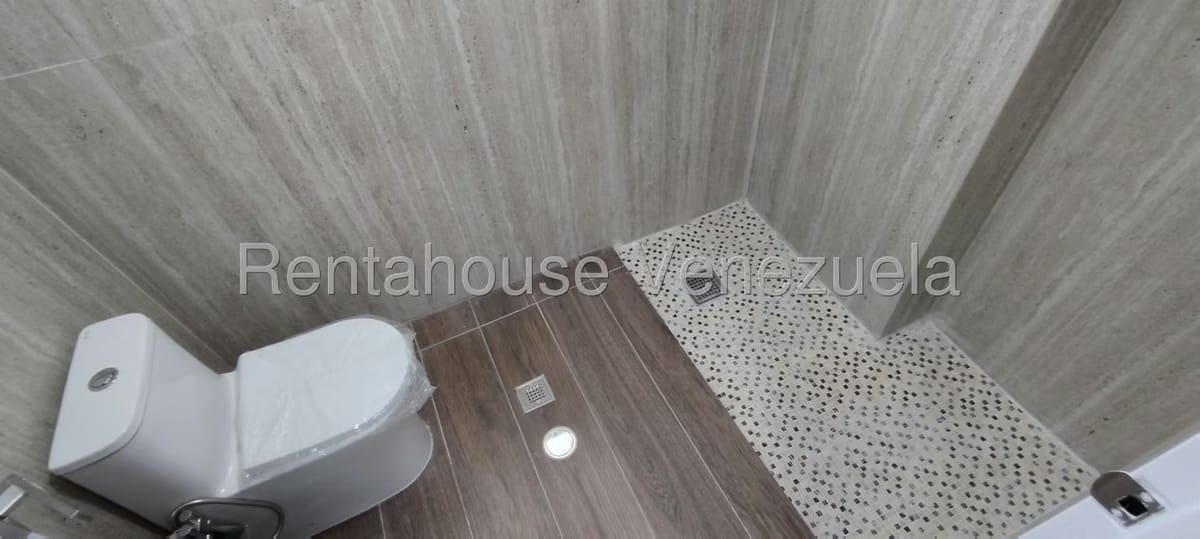Apartamento (1 Nivel) en Venta en La Lagunita Country Club, Distrito Metropolitano - 38