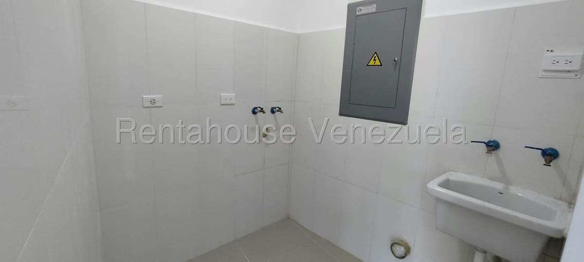 Apartamento (1 Nivel) en Venta en La Lagunita Country Club, Distrito Metropolitano - 40