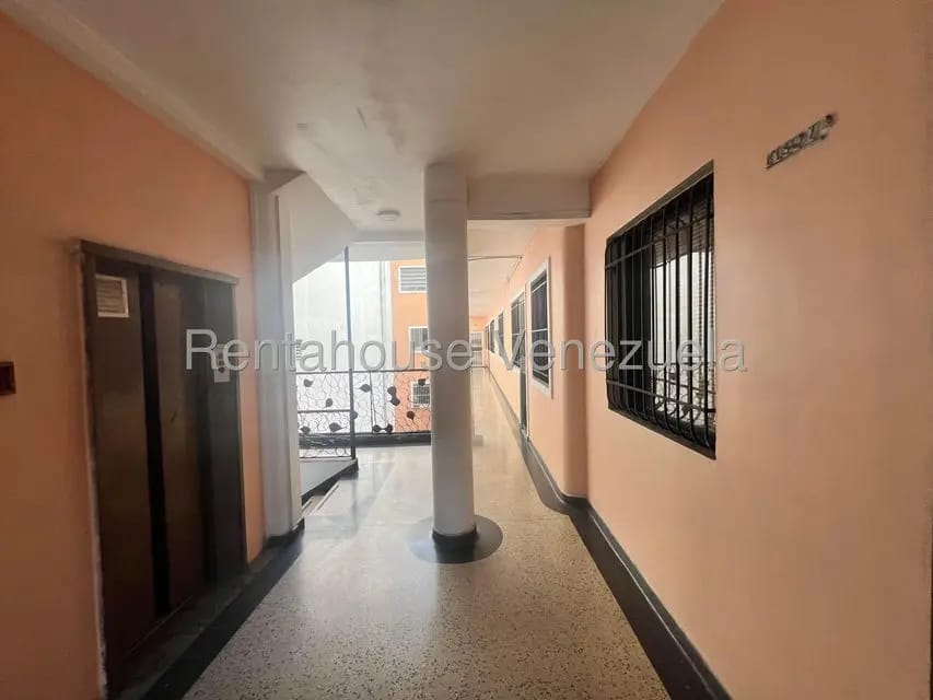 Apartamento (1 Nivel) en Venta en Chacao, Distrito Metropolitano - 24