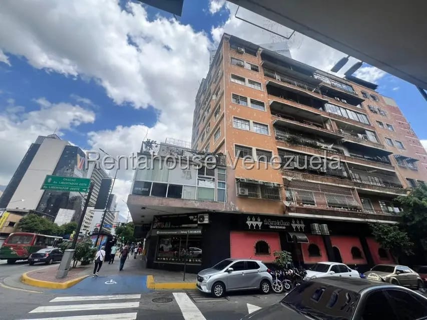 Apartamento (1 Nivel) en Venta en Chacao, Distrito Metropolitano - 28