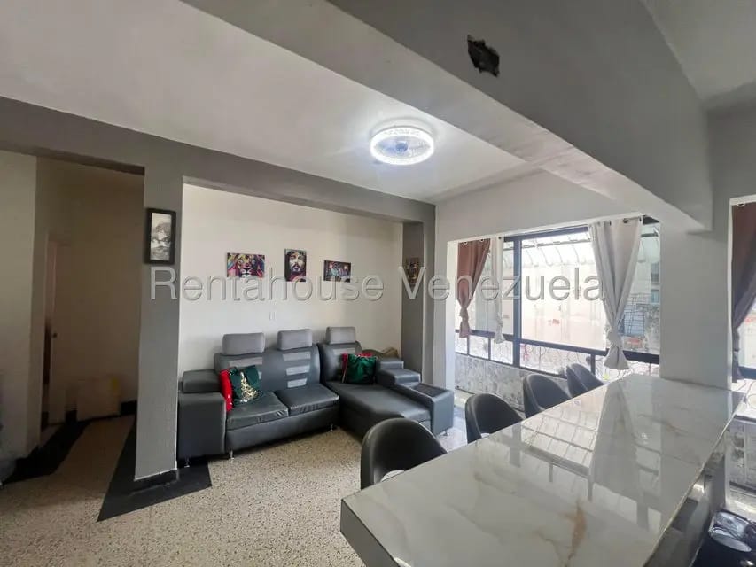 Apartamento (1 Nivel) en Venta en Chacao, Distrito Metropolitano - 4