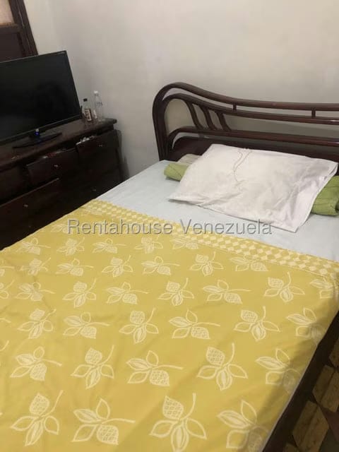 Casa (1 Nivel) en Venta en Catia, Distrito Metropolitano - 13