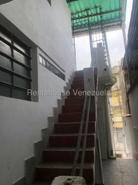 Casa (1 Nivel) en Venta en Catia, Distrito Metropolitano - 18