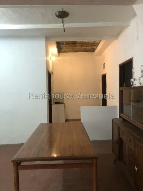 Casa (1 Nivel) en Venta en Catia, Distrito Metropolitano - 19