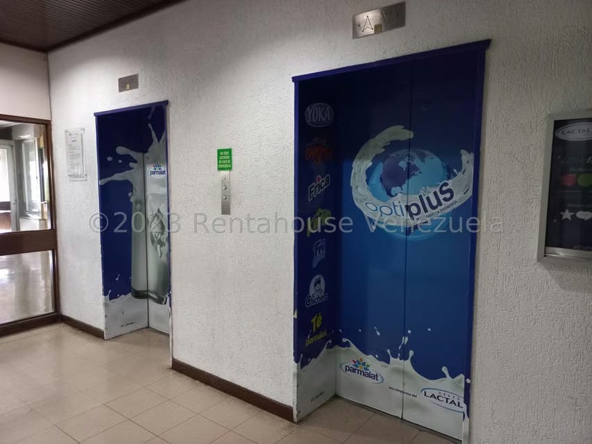 Comercial (Oficina) en Alquiler en Macaracuay, Distrito Metropolitano - 7