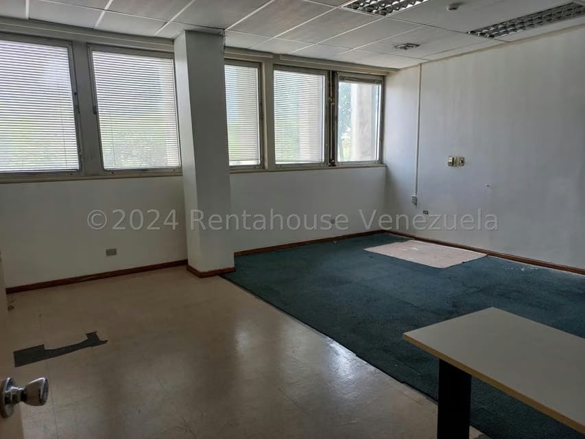 Comercial (Oficina) en Alquiler en Macaracuay, Distrito Metropolitano - 8