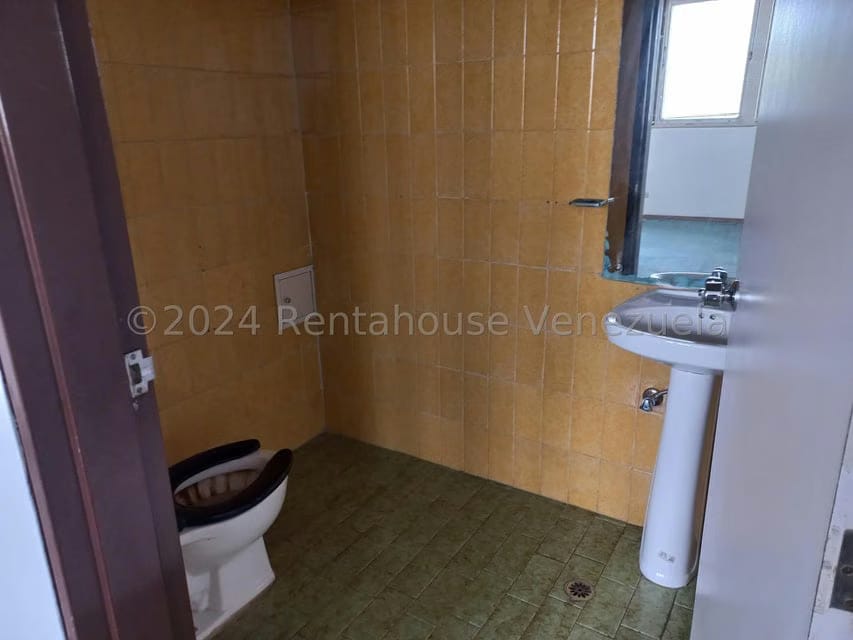 Comercial (Oficina) en Alquiler en Macaracuay, Distrito Metropolitano - 10
