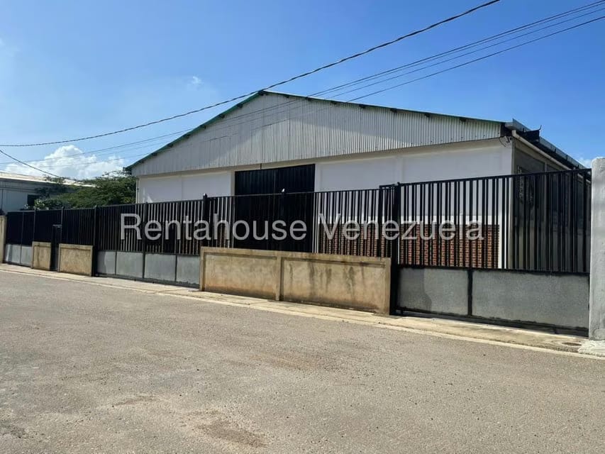 Comercial (Local Comercial) en Alquiler en Zona Industrial 2, Lara - 20