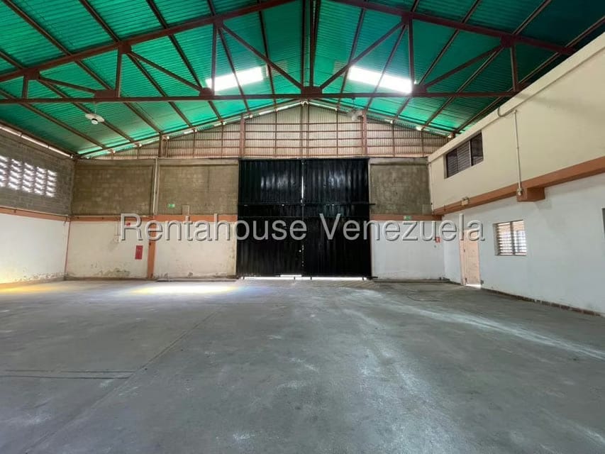 Comercial (Local Comercial) en Alquiler en Zona Industrial 2, Lara - 3