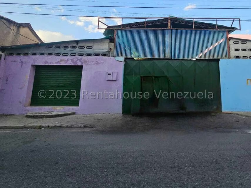 Comercial (Galpon - Deposito) en Venta en Zona Centro, Aragua