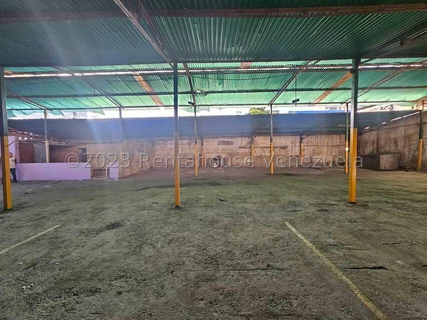 Comercial (Galpon - Deposito) en Venta en Zona Centro, Aragua - 6