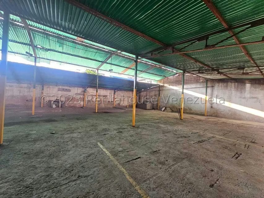 Comercial (Galpon - Deposito) en Venta en Zona Centro, Aragua - 8