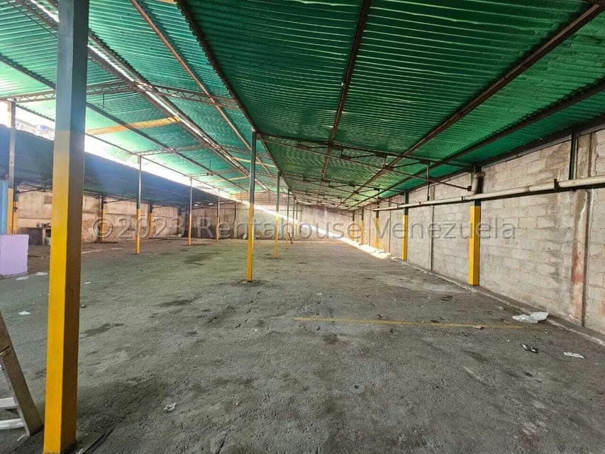 Comercial (Galpon - Deposito) en Venta en Zona Centro, Aragua - 9