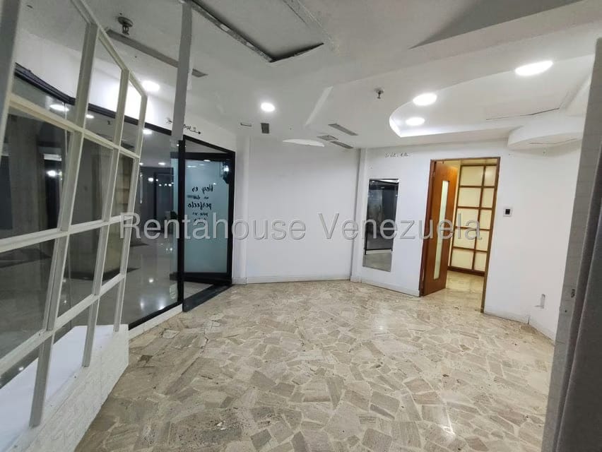 Comercial (Local Comercial) en Alquiler en Las Mercedes, Distrito Metropolitano - 7