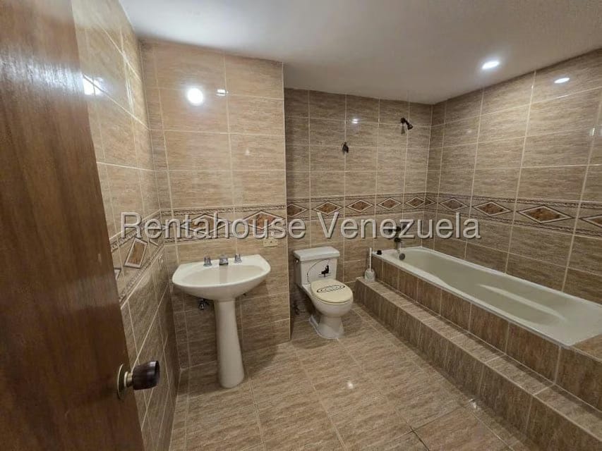 Apartamento (Penthouse) en Venta en Tanaguarenas, Vargas - 27